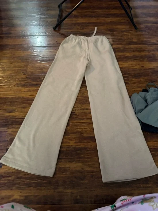 Extra small Betty Boop Beige Wide-Leg Lounge Pants with Motorcycle Graphic - Picture 6 of 6